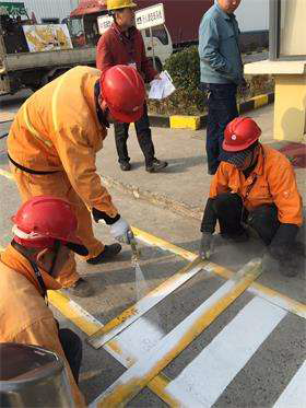 PPG 清潔工程車間管道、線路、 設備清潔及地面安全標識涂裝